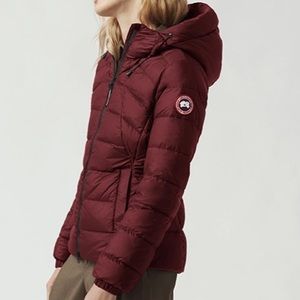 Canada Goose WOMEN'S ABBOTT DOWN HOODY. Packable.Brand new never worn.⭐️⭐️⭐️